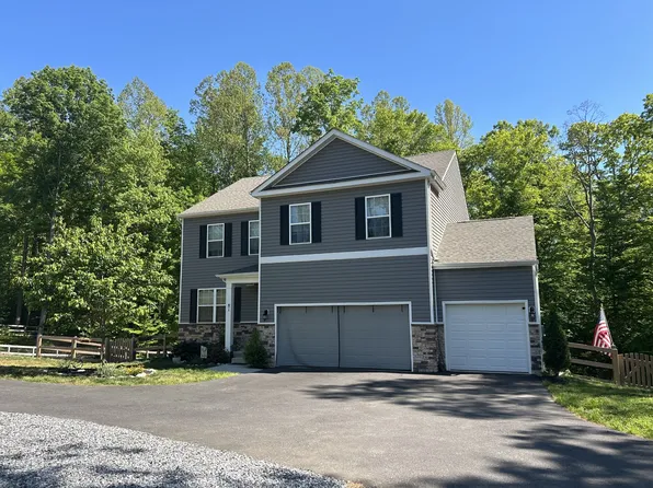 81 Pinewood Rd, Fredericksburg, VA 22405