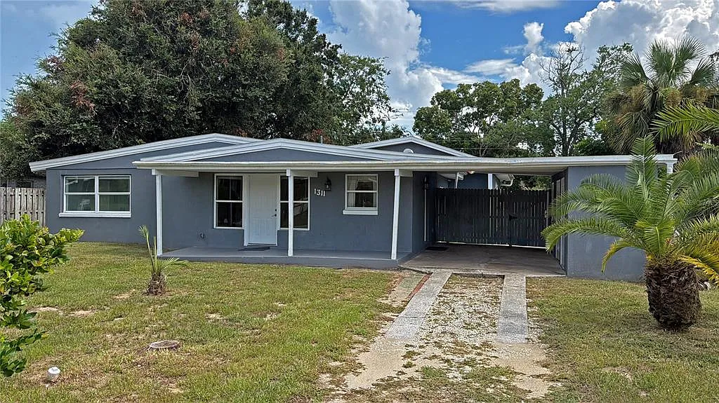 5 bed, 4.0 bath, 1746 sqft, $2,900 — Photo 2