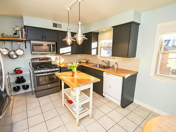 5th image of 3720 N 101st St