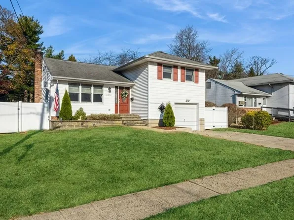 2353 Hamilton, North Bellmore, NY 11710