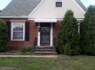 13111 Grannis Rd, Garfield Heights, OH 44125