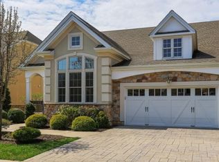 36 Johns Dr, Warren, NJ 07059