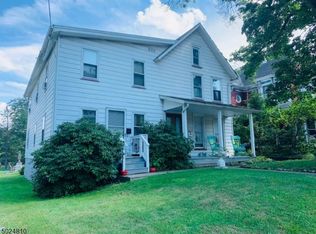 194 Broad St, Washington, NJ 07882