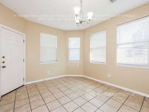 5th image of 932 Matagorda Ln