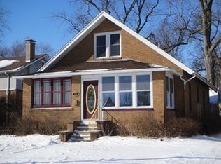 555 S 5th St, Watseka, IL 60970