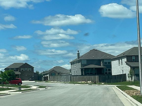 5th image of 285 Mauve Ln