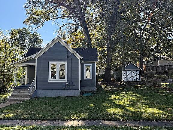 2nd image of 836 Cynthia St