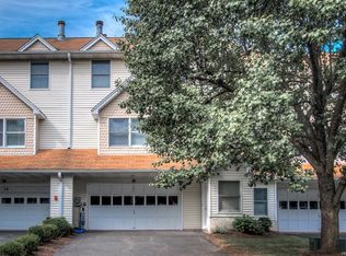 37 Kyle Rd, Congers, NY 10920