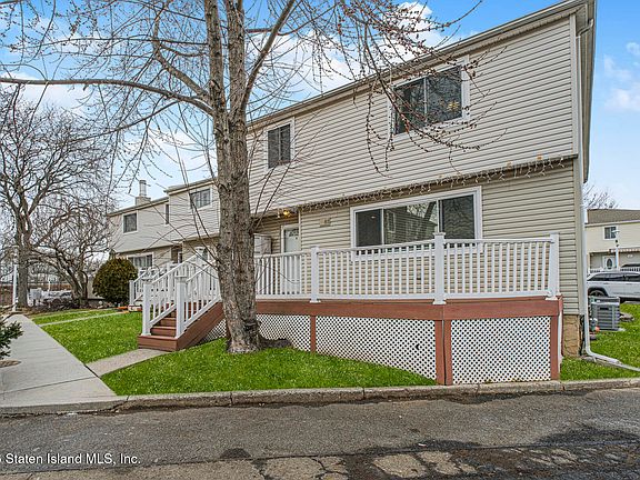 4th image of 448-2 Caswell Ave #2