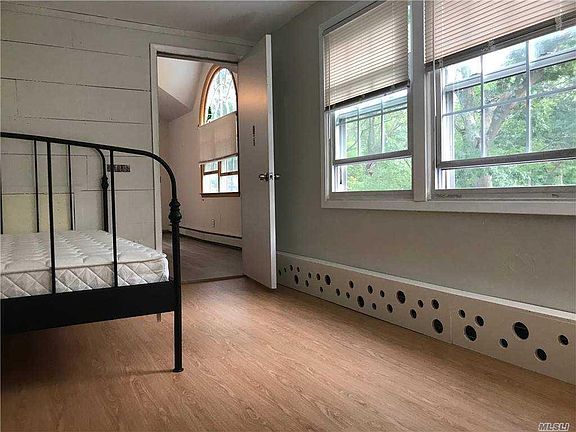 4th image of 3 Burgess Ln