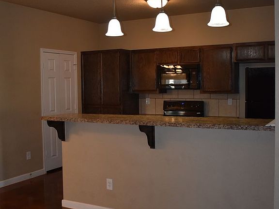 5th image of 1905 Yuron Trce APT A
