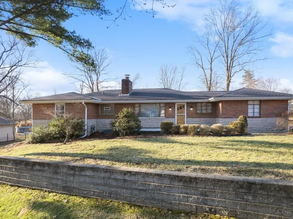 1413 W Loveland Ave, Loveland, OH 45140