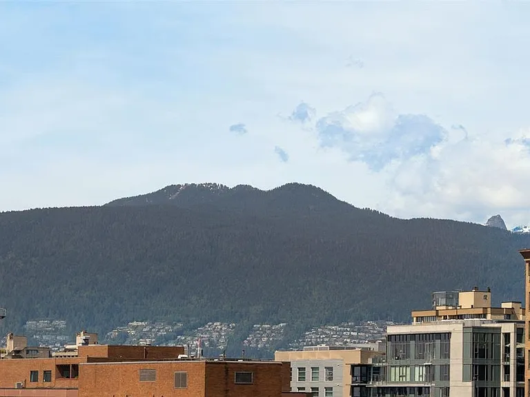 1255 Seymour St #2305 — Photo 33