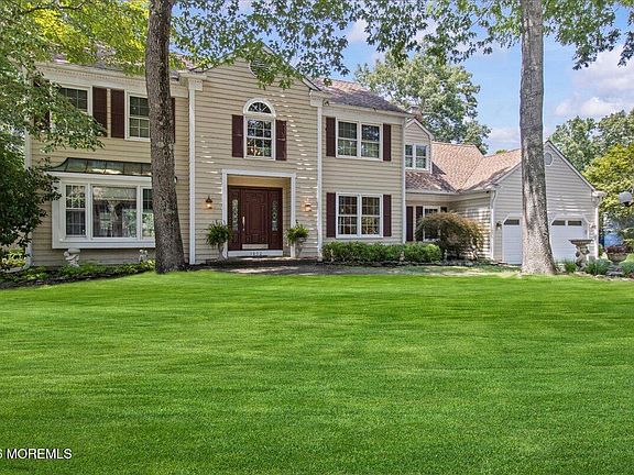 4th image of 1652 White Water Court