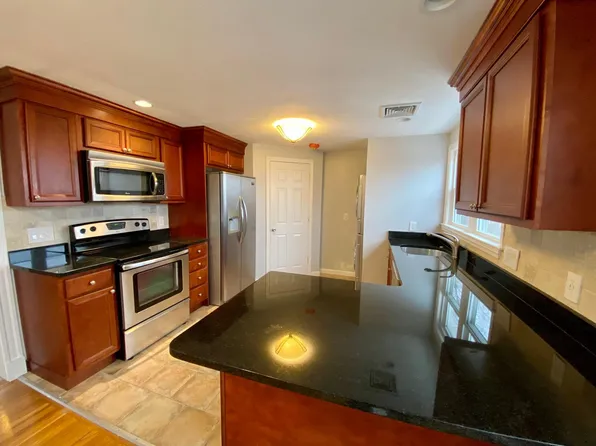 216 Palfrey St Unit 216, Watertown, MA 02472