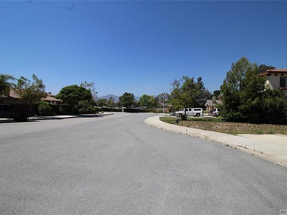 2nd image of 10493 Sedona Ct