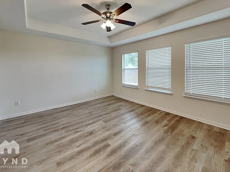 4511 Monarch Blue Ln — Photo 9