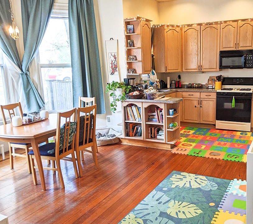 1st image of 135 Davis Ave #1A
