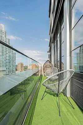 Rented by Living New York | media 33