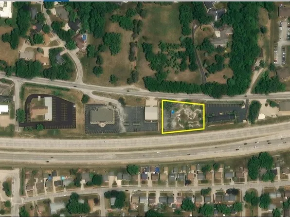 5000 38th Ave, Moline, IL 61265