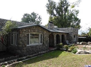 2336 Panorama Dr, La Crescenta, CA 91214