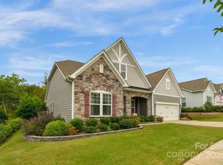 10026 Saint Kitts Landing Ln, Charlotte, NC 28278