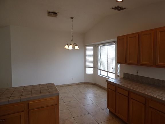 5th image of 8799 E Squaw Peak Dr
