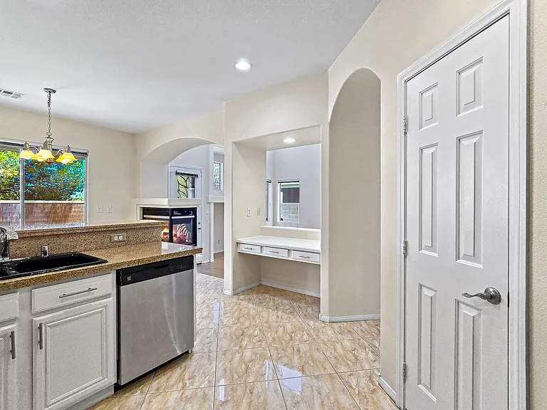 1052 Brinkman St — Photo 23