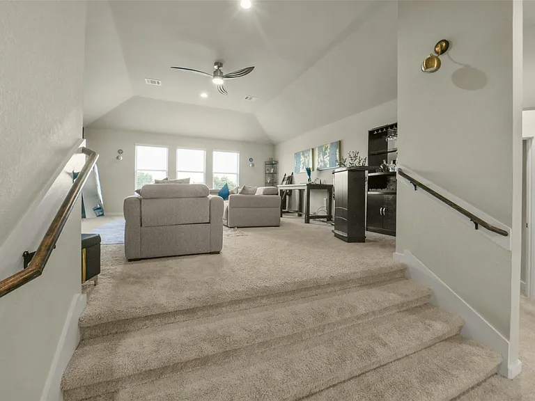 23610 Iris Field Ct — Photo 22