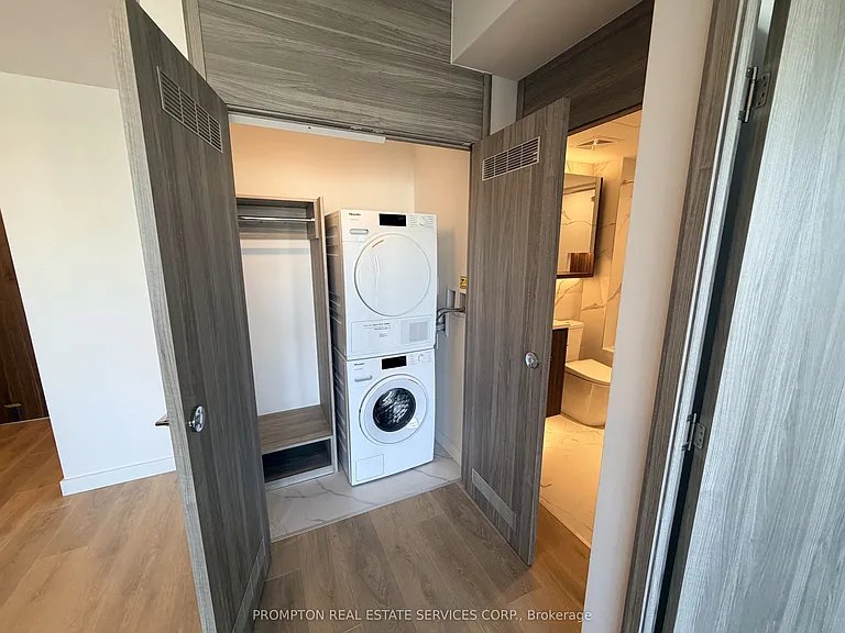 75 Billes Hts #1208 — Photo 9