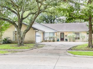 1226 Ferndale Dr, Seabrook, TX 77586