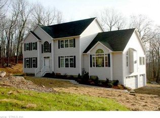 48 Hoseye Coach Rd, Sandy Hook, CT 06482