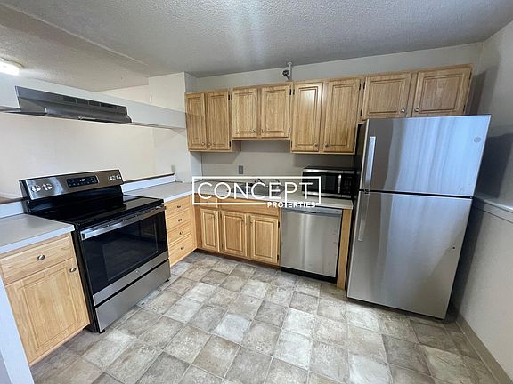 2nd image of 146 N Beacon St #2