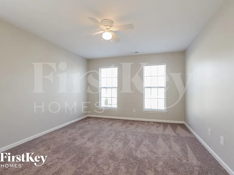 6622 Courtland St — Photo 12