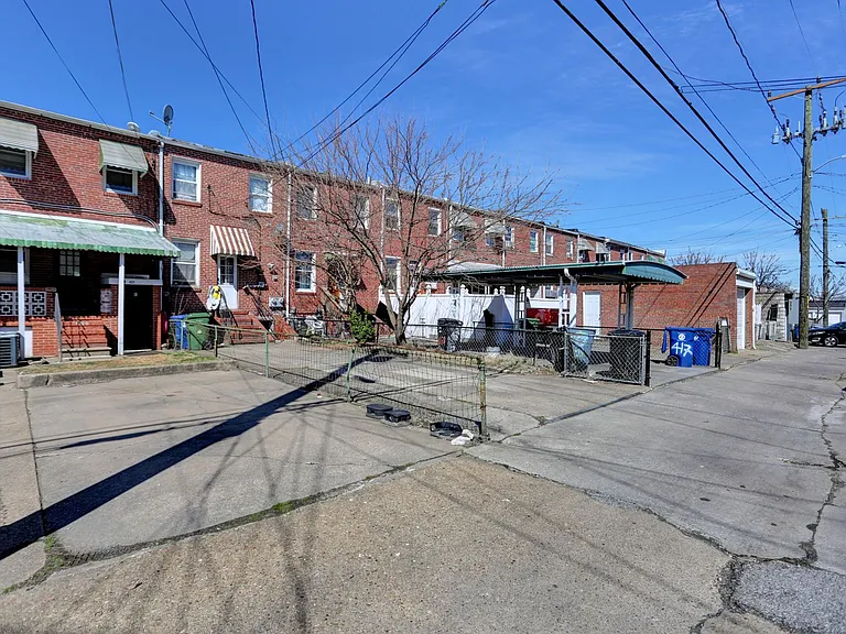 421 Elrino St — Photo 3