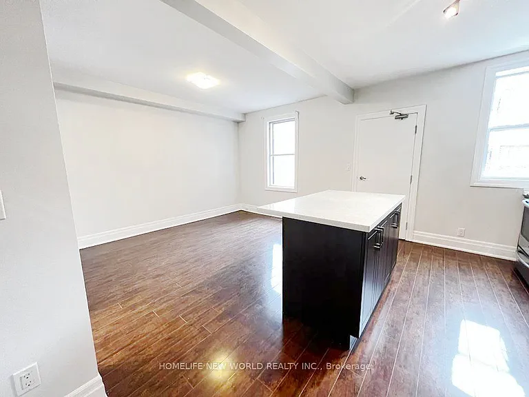 3 Roblocke Ave #MAIN — Photo 5