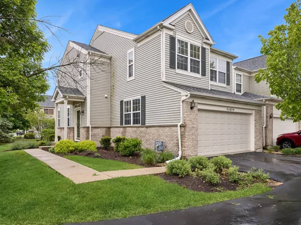2165 Braeburn Dr Unit A, Wauconda, IL 60084