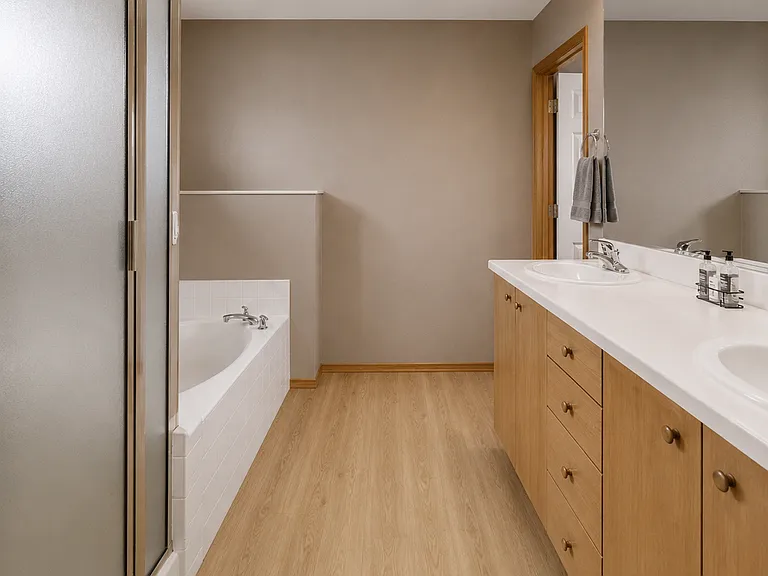 17221 SE 23rd Dr — Photo 21