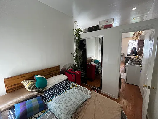 Rented by Green Line Realty | media 7