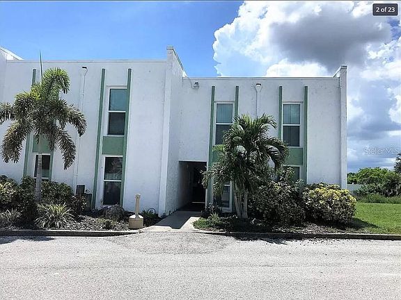 2nd image of 22234 Edgewater Dr #208-1