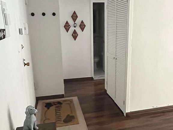 5th image of 1100 Clove Rd APT 5B
