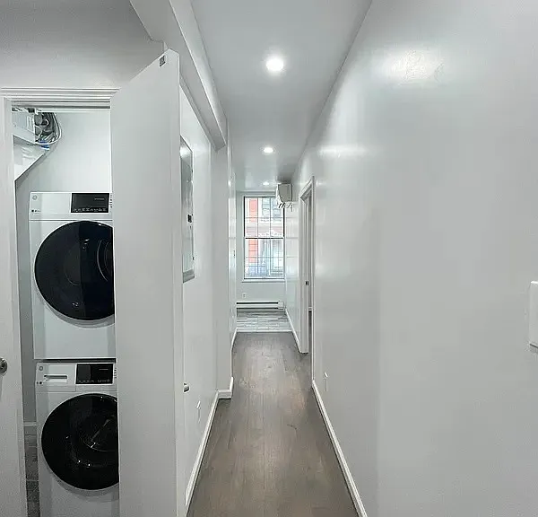 121 Norfolk St #2 — Photo 1