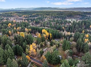 821 Tipsoo Loop S UNIT A, Rainier, WA 98576