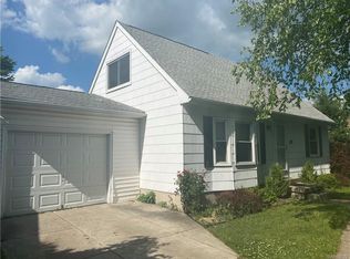 946 Klein Rd, Buffalo, NY 14221