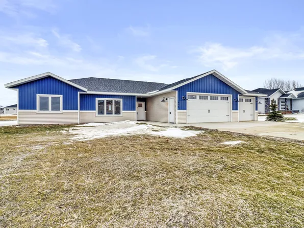 606 Blaine St, Colfax, ND 58018