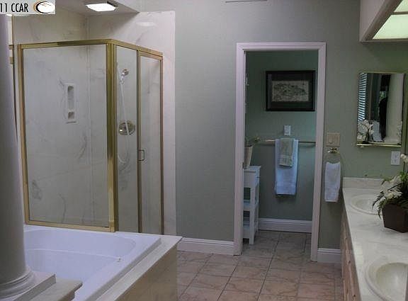 5th image of 3335 Green Meadow Dr