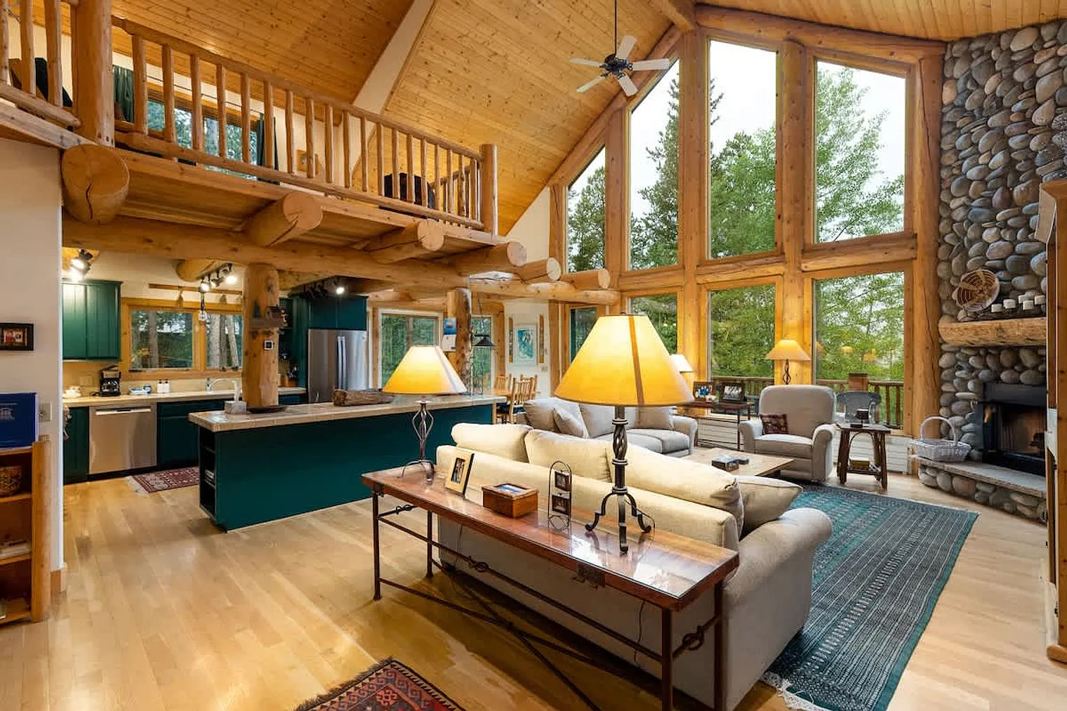 4 bed, 3.0 bath, $9,679 — Photo 1