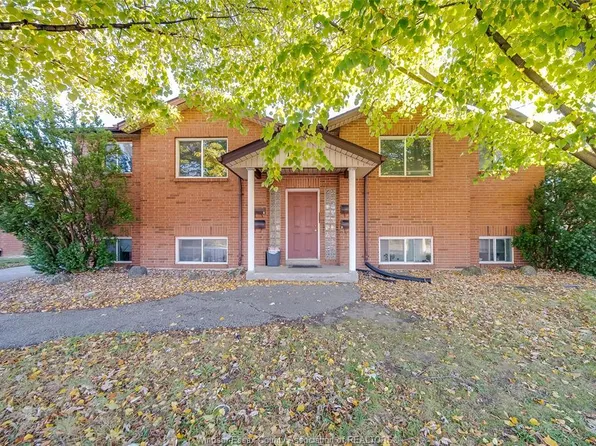 1970 Daytona Ave, Windsor, ON N9B 3V7