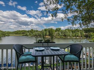 11153 Lake Chapel Ln, Reston, VA 20191