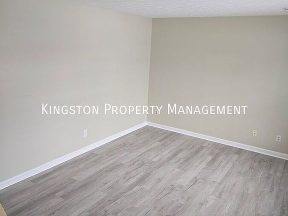 3rd image of 116 Bradford Dr